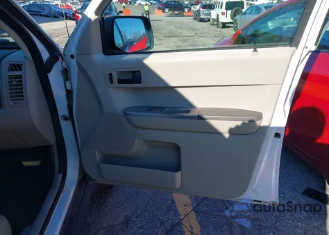 2008 Ford Escape Hybrid from USA, damaged, VIN 1FMCU49H68KA24056